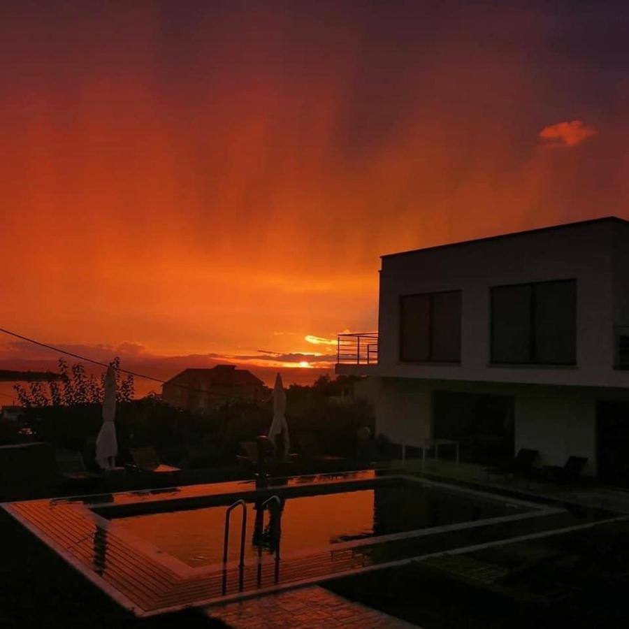 Villa Joy 4Ever Banjol Exterior photo